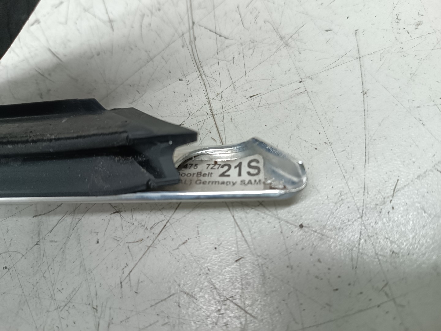 Friso da porta VOLKSWAGEN PASSAT Variant (3B6) | 00 - 05 Imagem-3