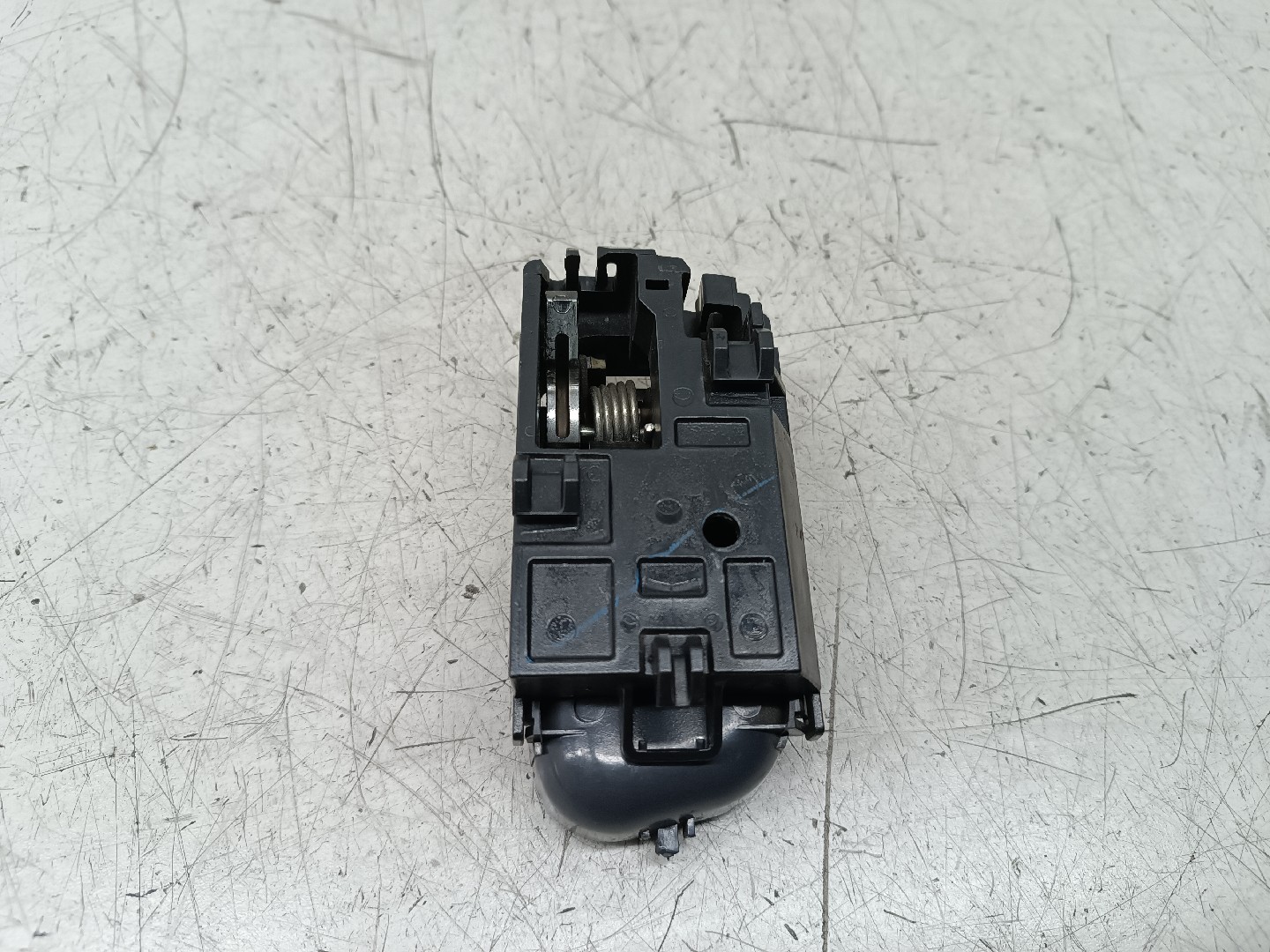 Puxador interior de porta frente direita NISSAN PRIMERA Traveller (WP11) | 96 - 02 Imagem-2