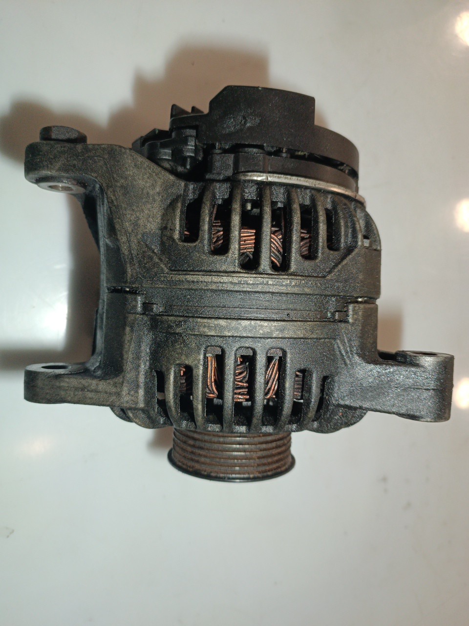 Alternador AUDI A4 Avant (8E5, B6) | 00 - 05 Imagem-4