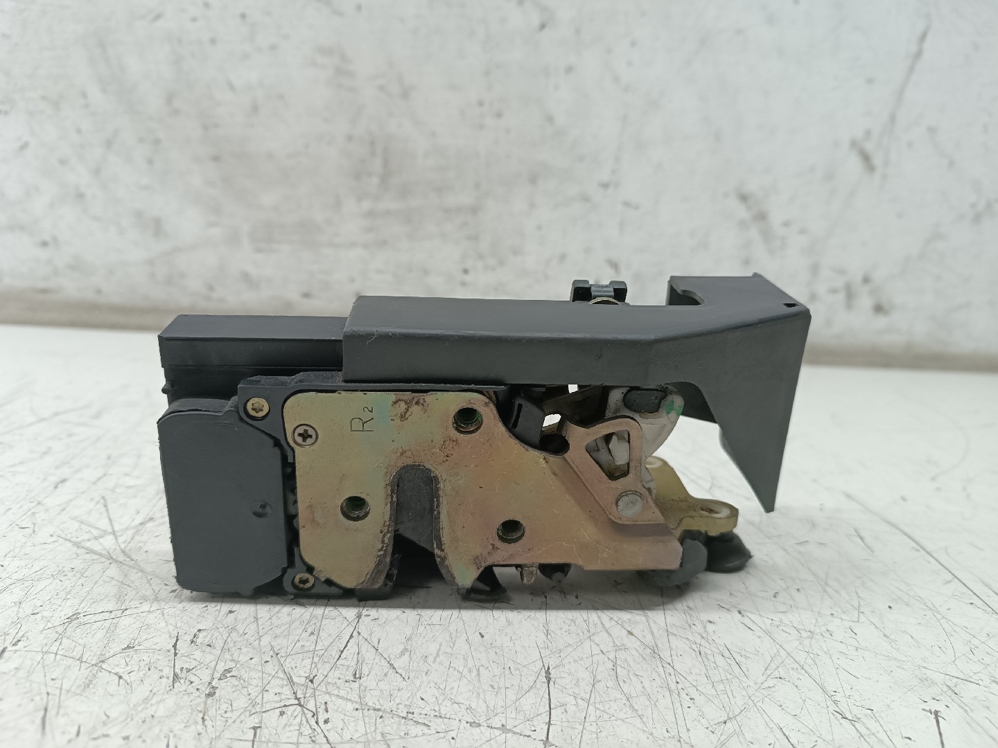 Fecho da Porta Trás Direito ALFA ROMEO 156 (932_) | 97 - 05