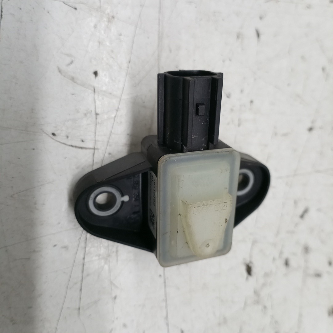 Sensor de airbag SEAT LEON (1P1) | 05 - 13