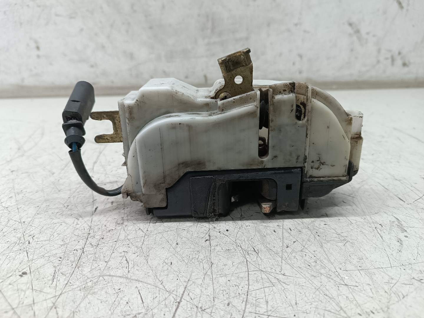 Fecho da Porta Frente Direito SEAT IBIZA III (6K1) | 99 - 02 Imagem-2