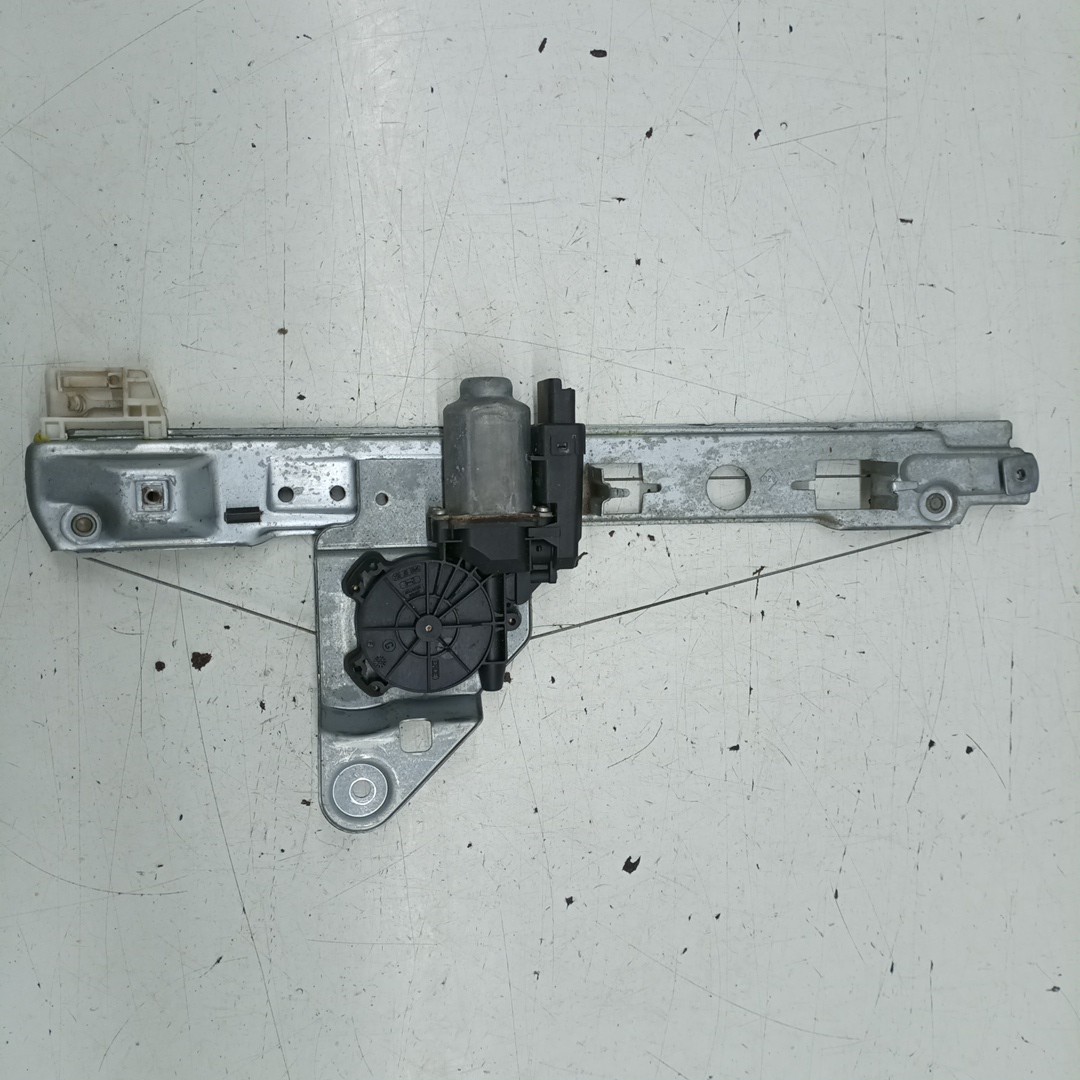 Motor e elevador de vidro trás direito RENAULT MEGANE II (BM0/1_, CM0/1_) | 01 - 12