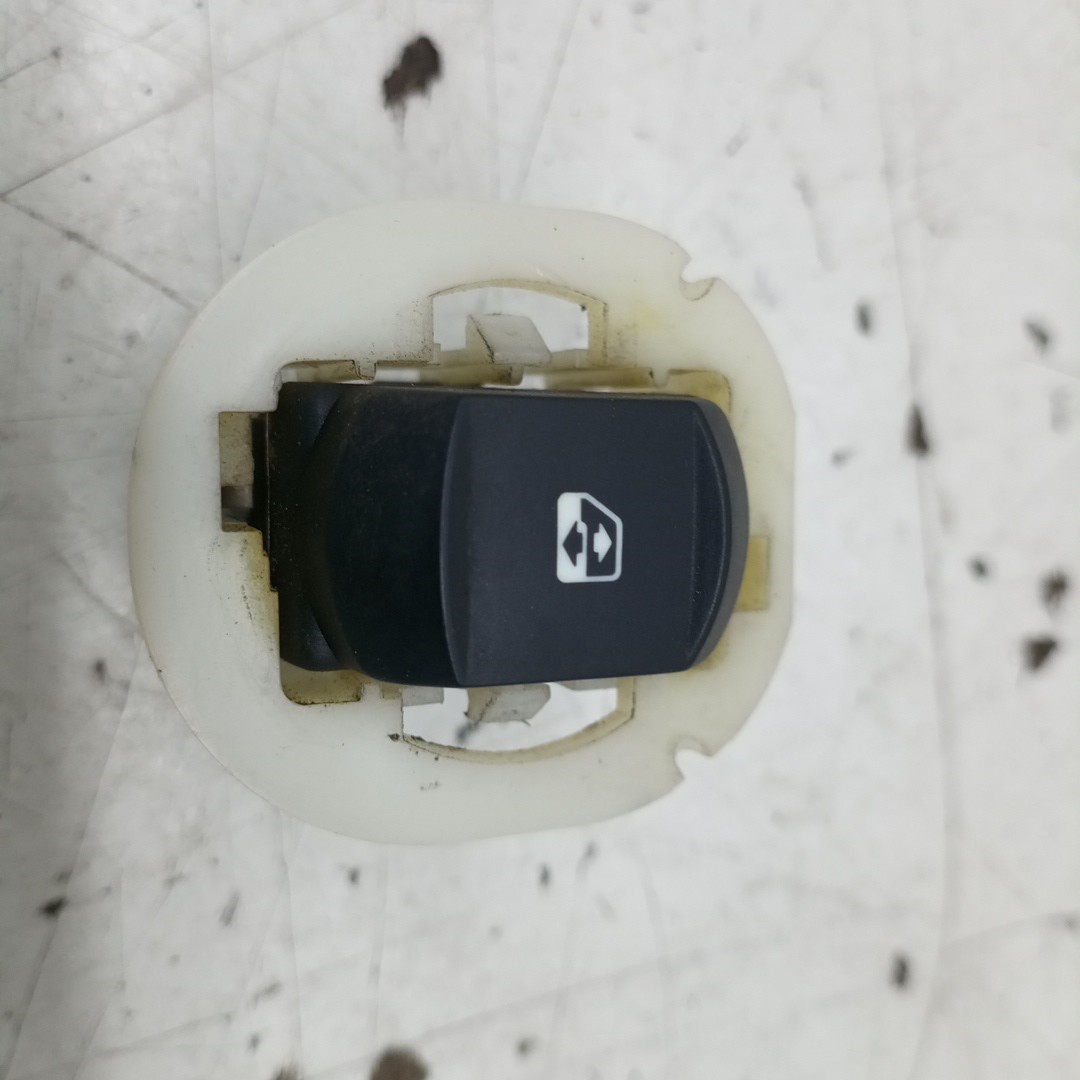 Comutador de vidro frente direito RENAULT MEGANE II (BM0/1_, CM0/1_) | 01 - 12