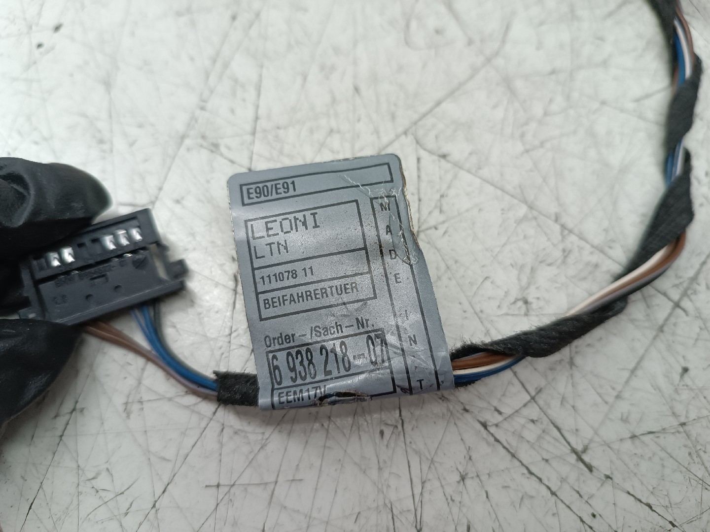 Instalação eléctrica porta frente direita BMW 3 Touring (E91) | 04 - 12 Imagem-1