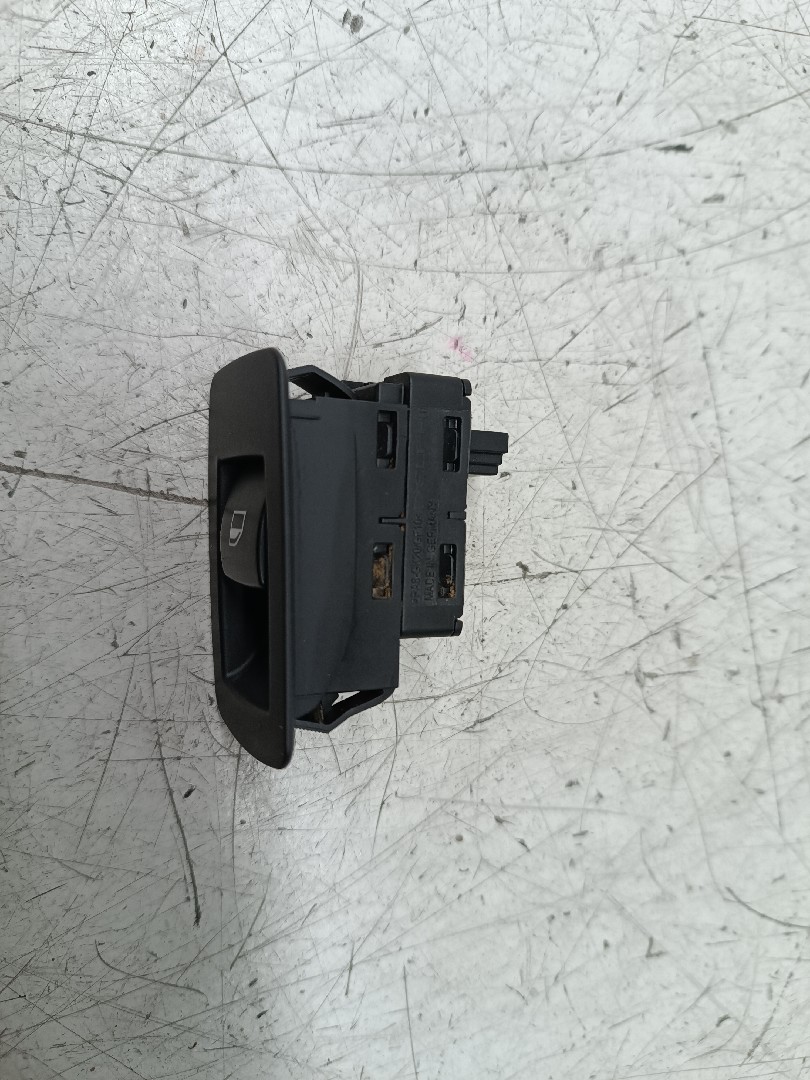 Comutador de vidro frente direito BMW 3 Touring (E91) | 04 - 12 Imagem-3