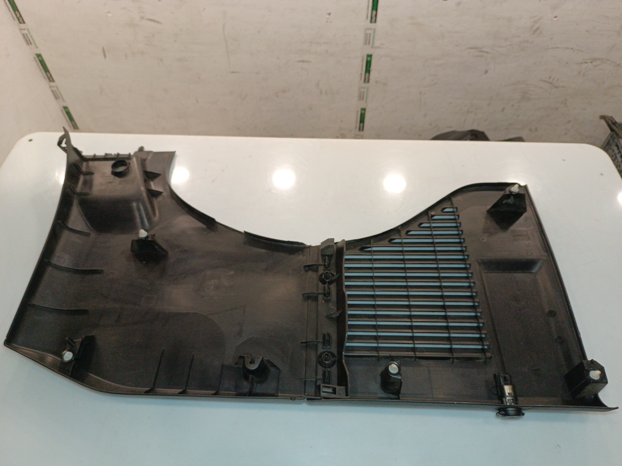 Acabamento esq/drt de mala(plásticos) CITROEN BERLINGO (B9) | 08 -  Imagem-6