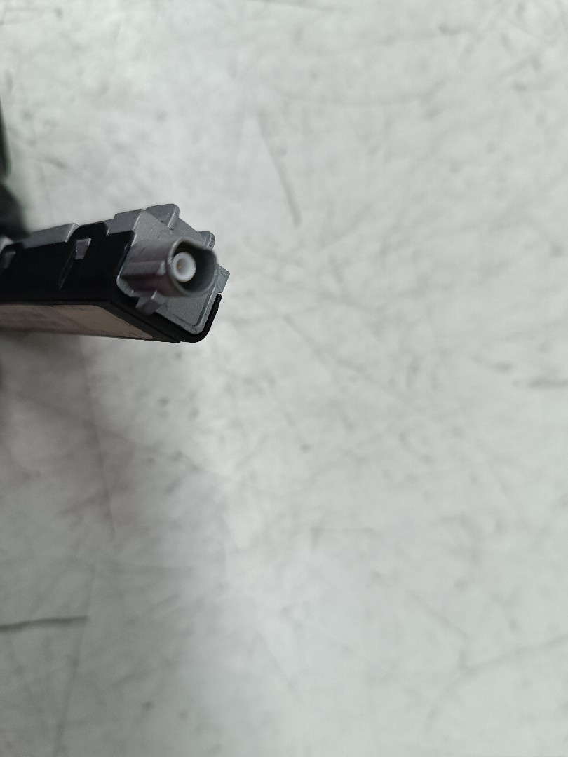 Amplificador de antena SEAT LEON (1P1) | 05 - 13 Imagem-3