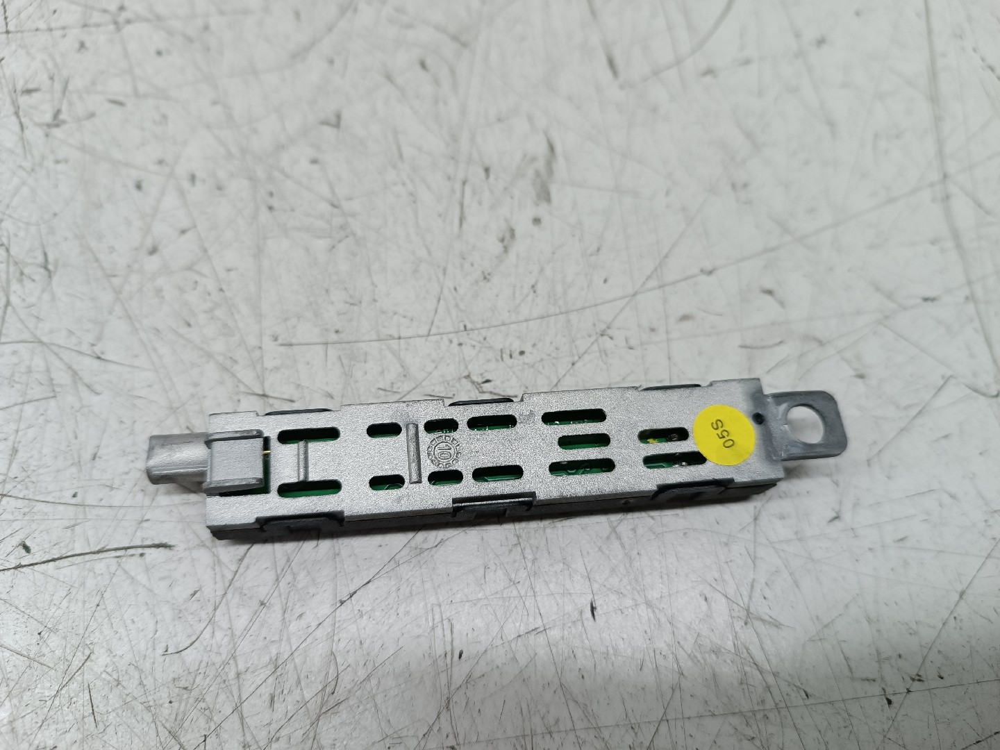 Amplificador de antena SEAT LEON (1P1) | 05 - 13 Imagem-2