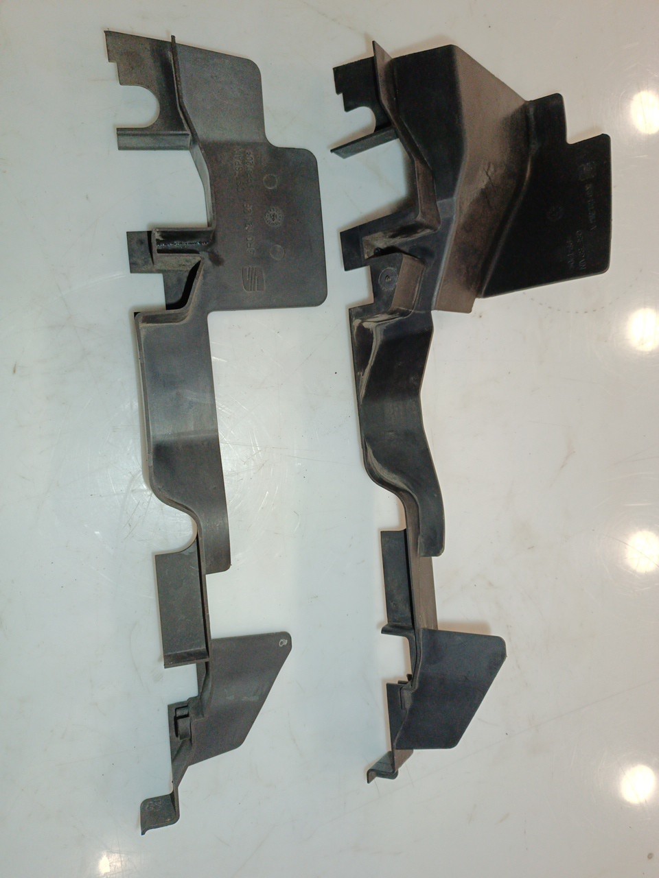 Guia de ar do radiador SEAT EXEO (3R2) | 08 - 13 Imagem-4