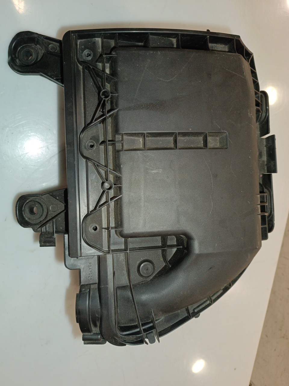 Caixa de filtro de ar CITROEN BERLINGO (B9) | 08 - 