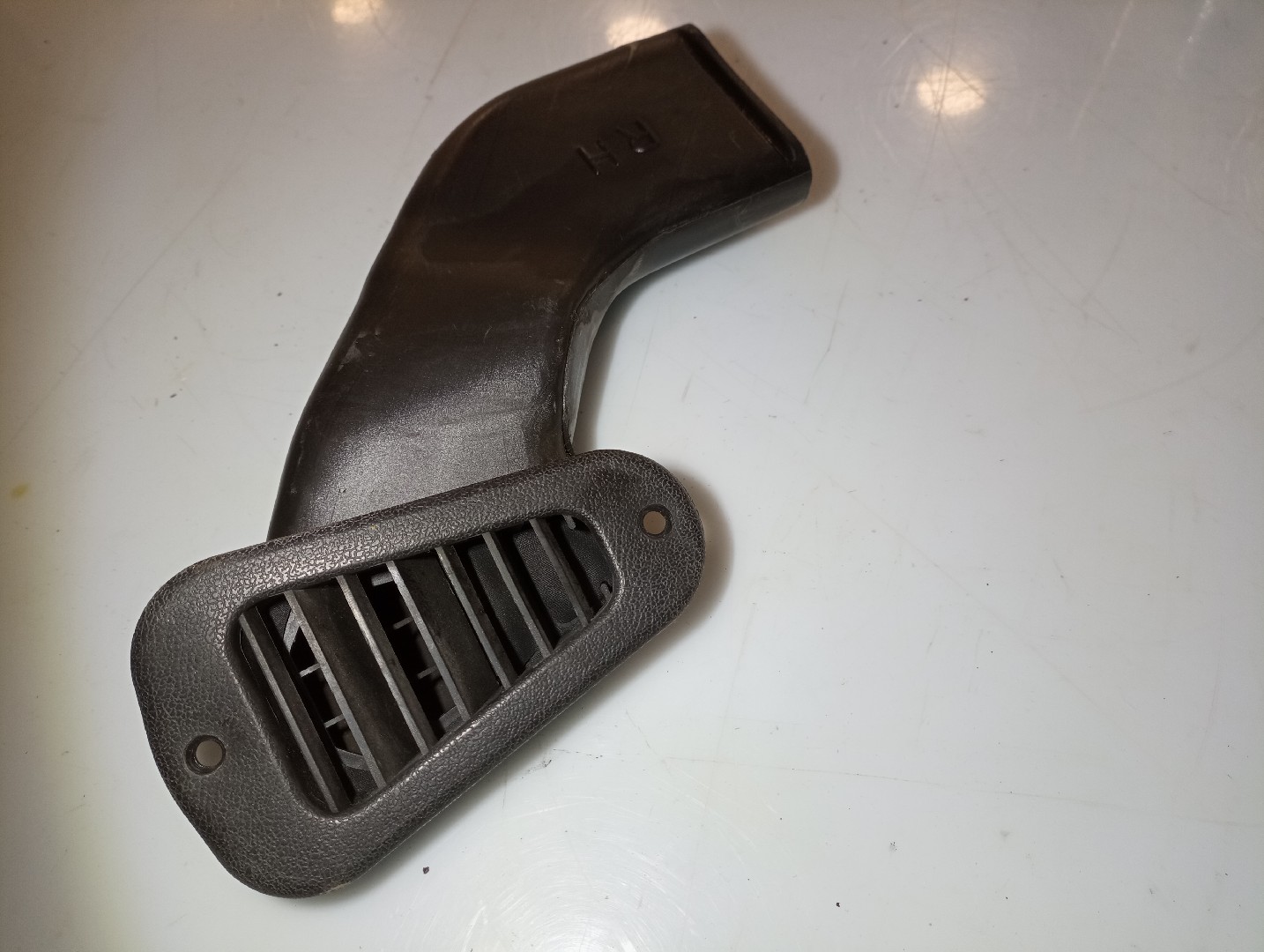 Difusor de ar MITSUBISHI PAJERO II (V3_W, V2_W, V4_W) | 90 - 01 Imagem-4