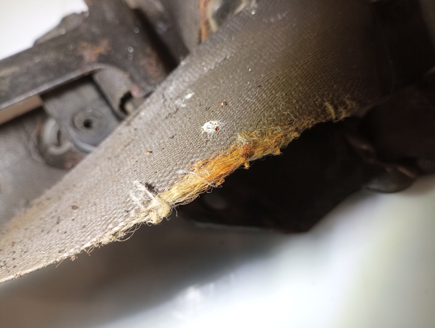 Cinto Frente Direito MITSUBISHI PAJERO II (V3_W, V2_W, V4_W) | 90 - 01 Imagem-1