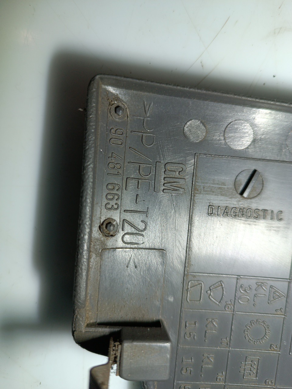 Tampa de caixa de fusiveis OPEL CORSA B (S93) | 93 - 02 Imagem-2