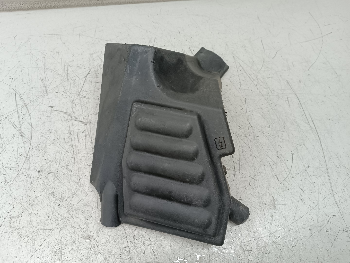 Tampa de caixa de fusiveis RENAULT CLIO II Caixa (SB0/1/2_) | 98 -  Imagem-6