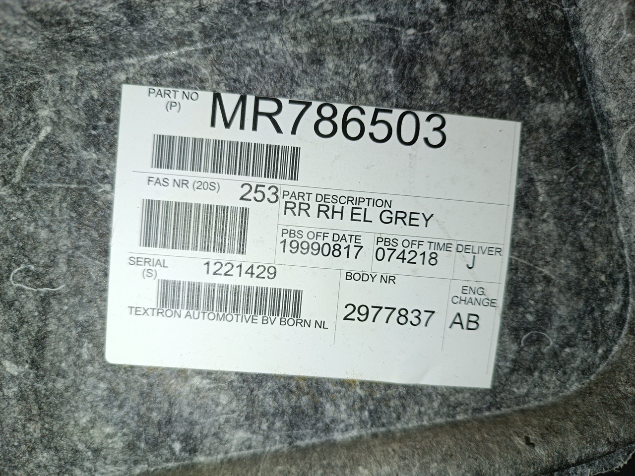Quartela de porta trás direita MITSUBISHI SPACE STAR Veículo multiuso (DG_A) | 98 - 04 Imagem-1