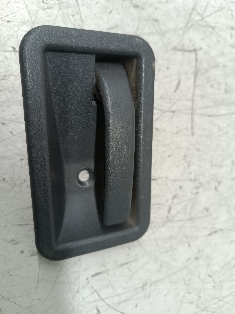 Puxador interior de porta traseira direita RENAULT CLIO I (B/C57_, 5/357_) | 90 - 98