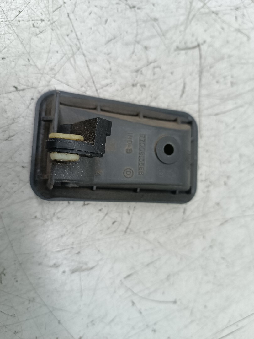 Puxador interior de porta traseira direita RENAULT CLIO I (B/C57_, 5/357_) | 90 - 98 Imagem-1