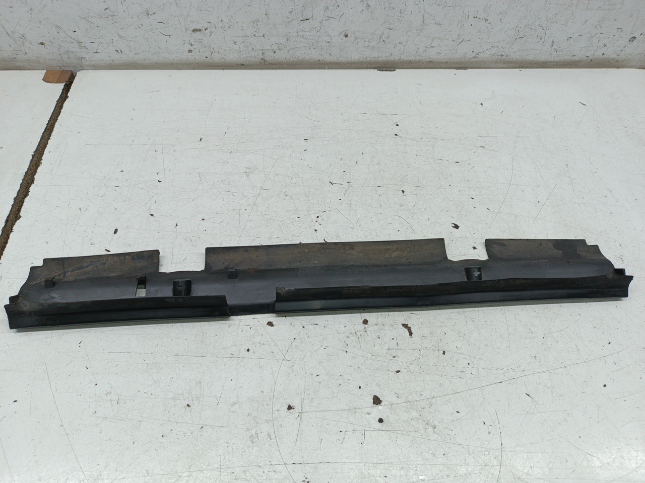 Resguardo de radiador AUDI A4 Avant (8E5, B6) | 00 - 05 Imagem-1