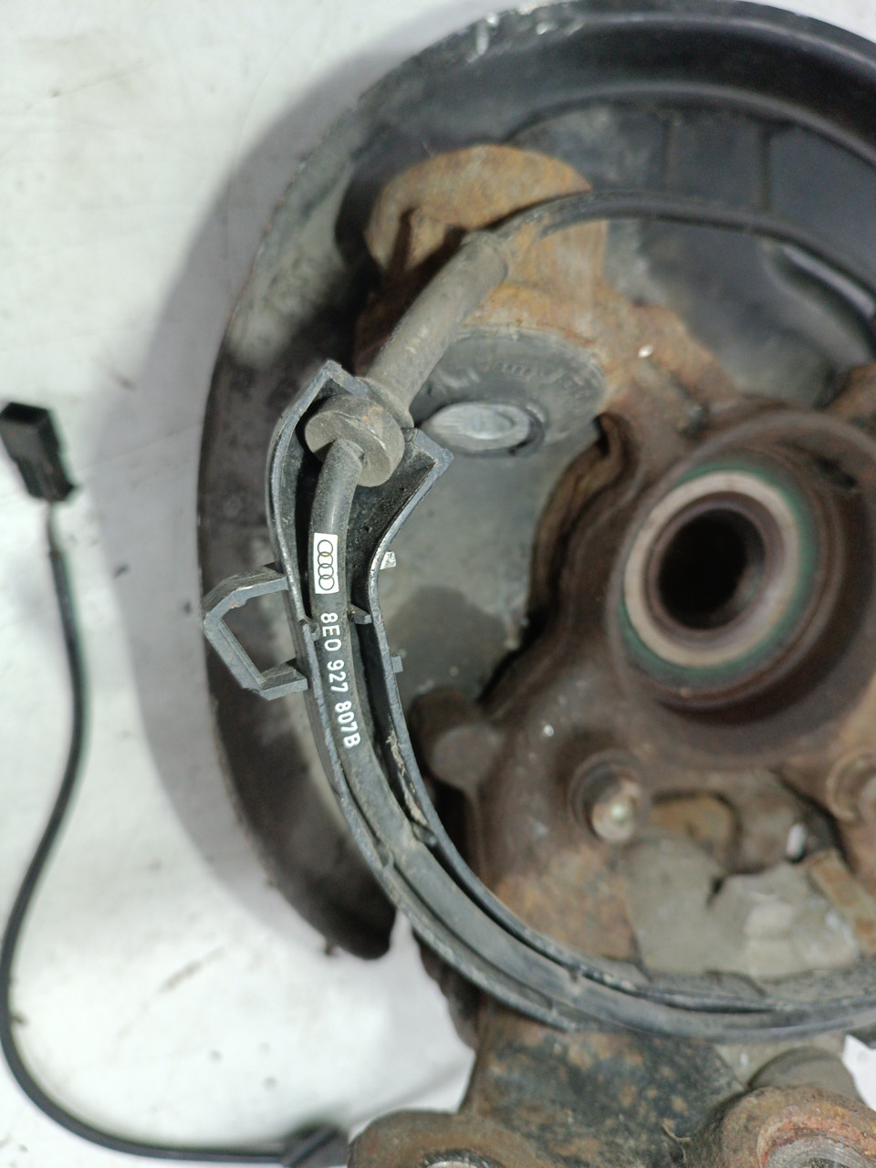 Manga de eixo trás direita AUDI A4 Avant (8E5, B6) | 00 - 05 Imagem-2