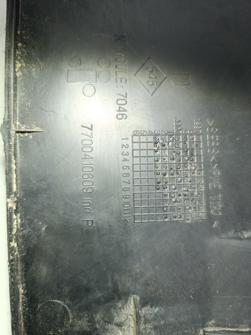 Grelha de torpedo RENAULT CLIO II Caixa (SB0/1/2_) | 98 -  Imagem-1