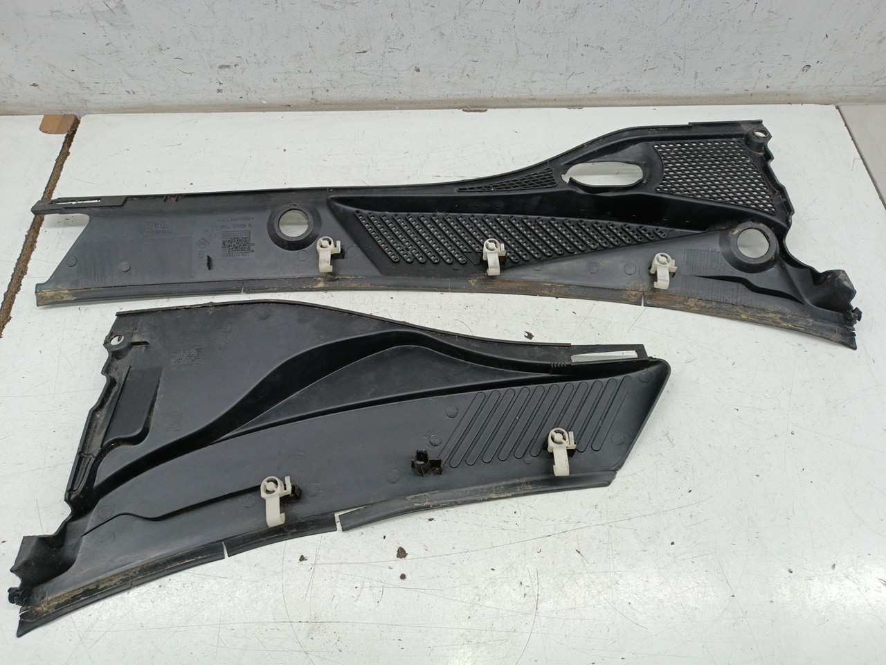 Grelha de torpedo RENAULT CLIO II Caixa (SB0/1/2_) | 98 -  Imagem-3