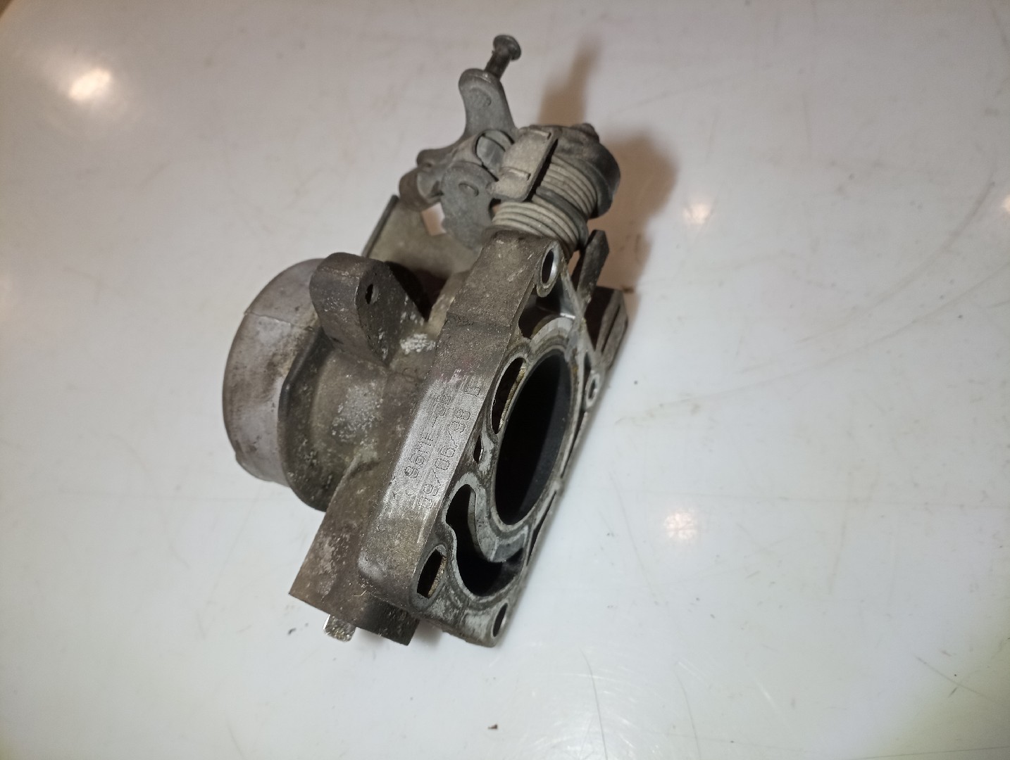 Borboleta de admissão FORD FIESTA IV (JA_, JB_) | 95 - 02 Imagem-3