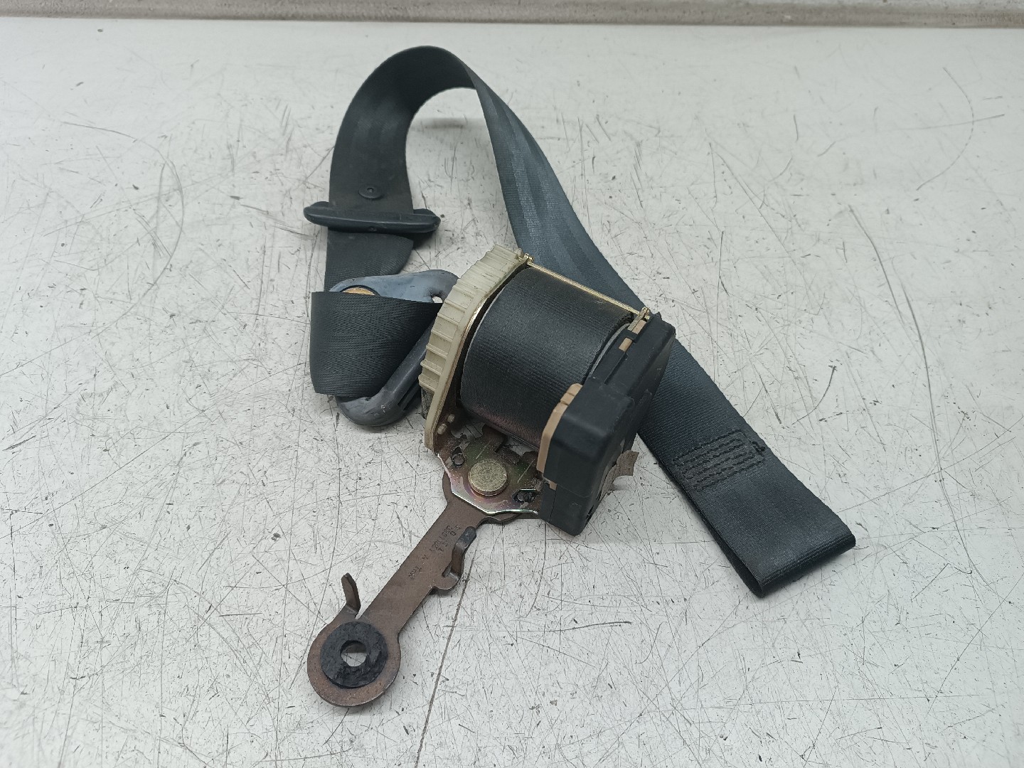 Cinto Frente Direito RENAULT CLIO II Caixa (SB0/1/2_) | 98 -  Imagem-2