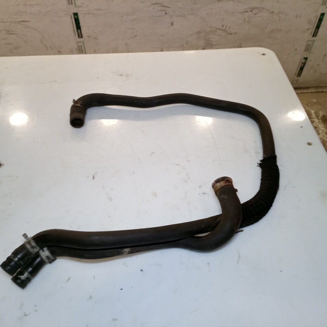 Tubo de Água FORD FIESTA IV (JA_, JB_) | 95 - 02 Imagem-1