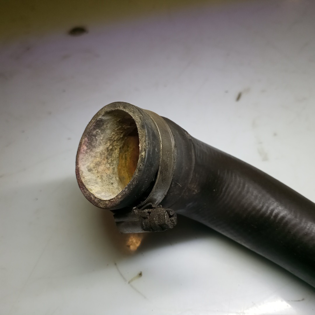 Tubo de Água FORD FIESTA IV (JA_, JB_) | 95 - 02 Imagem-1