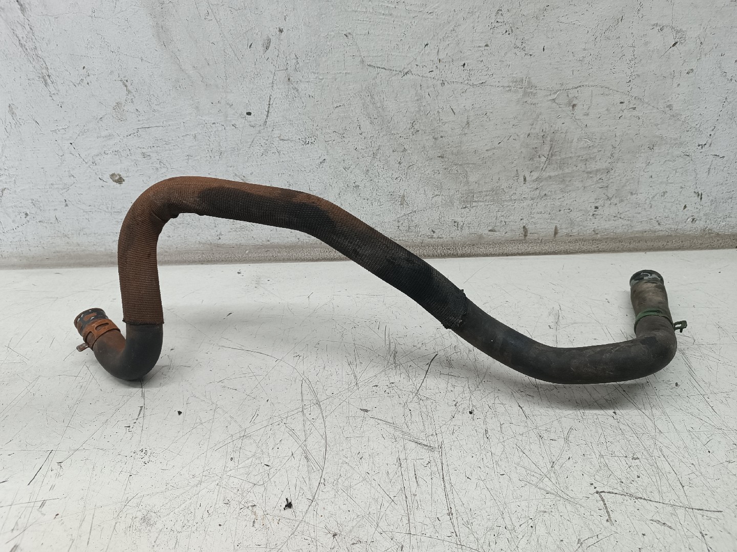 Tubo de Água RENAULT CLIO II Caixa (SB0/1/2_) | 98 -  Imagem-1