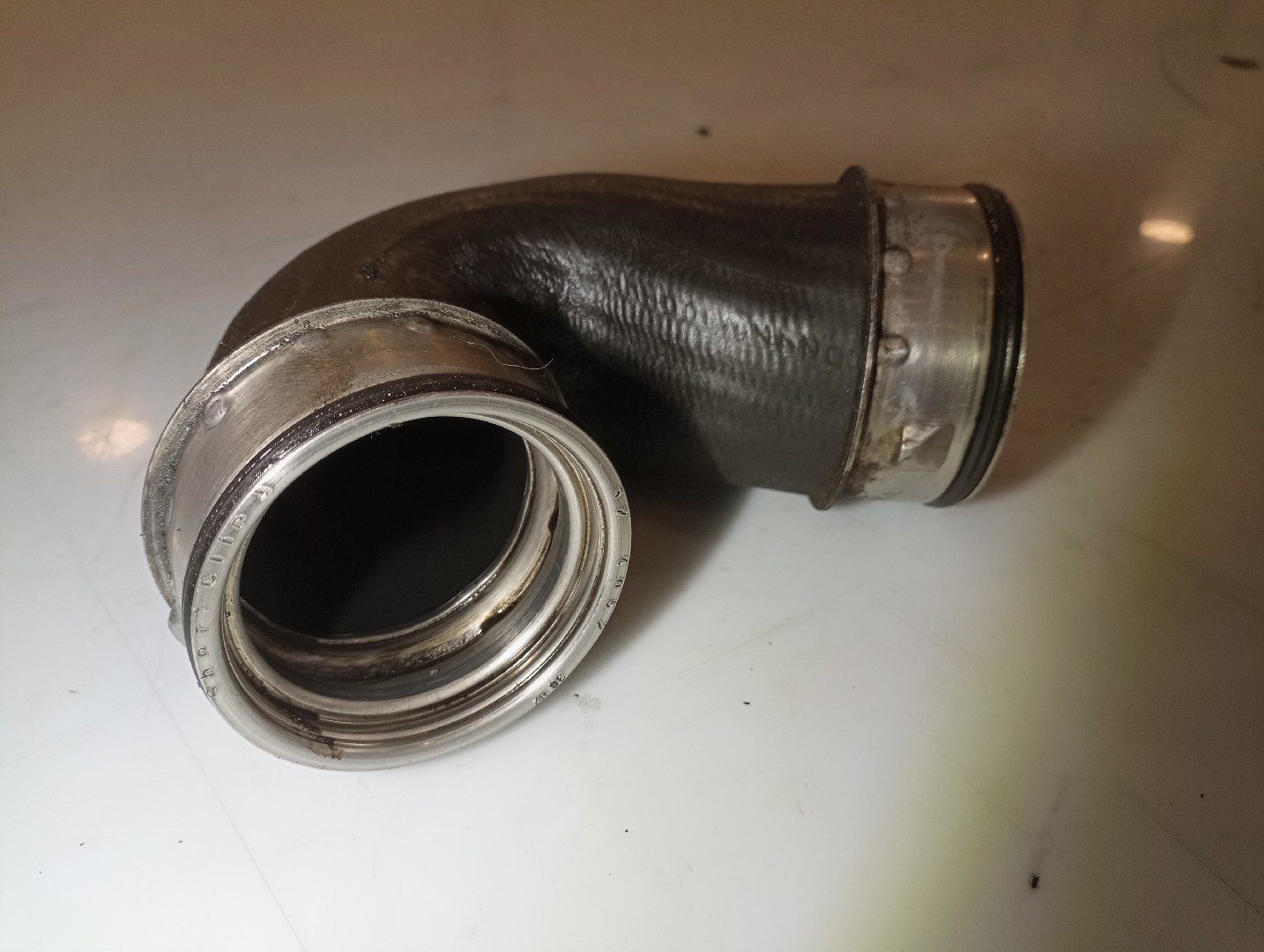 Tubagem do Intercooler VOLKSWAGEN PASSAT Variant (3B6) | 00 - 05 Imagem-1