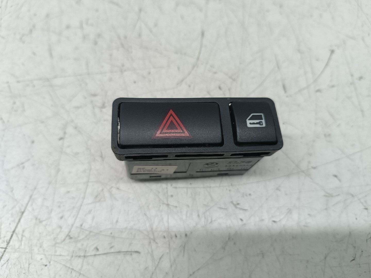 Botão dos 4 piscas BMW 3 Compact (E46) | 01 - 05