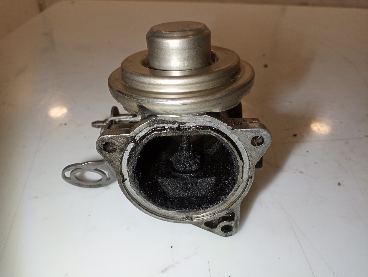 Válvula EGR VOLKSWAGEN PASSAT Variant (3B6) | 00 - 05 Imagem-2