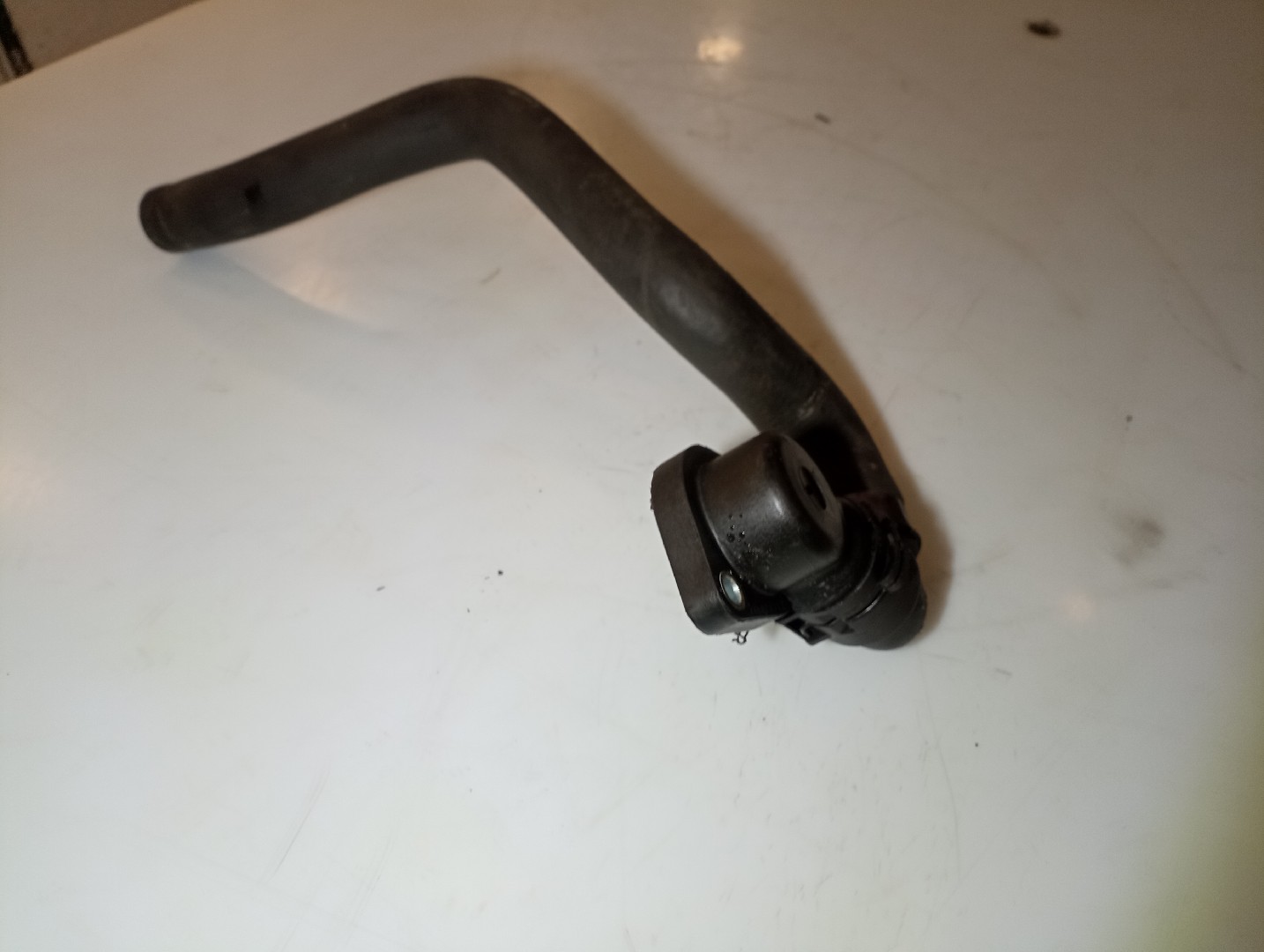 Tubo de Água VOLKSWAGEN PASSAT Variant (3B6) | 00 - 05 Imagem-4