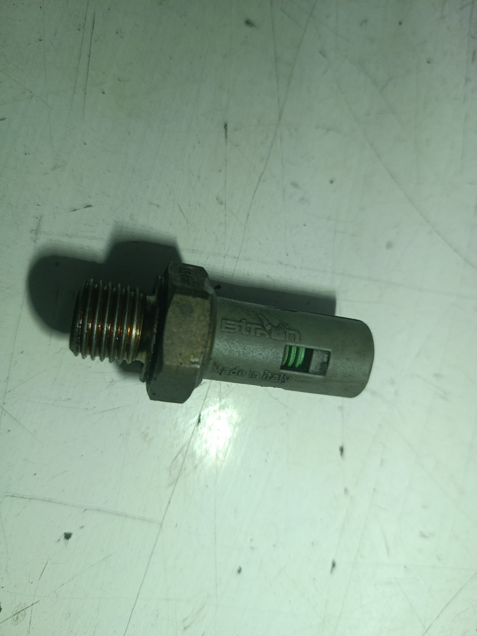 Sensor de Pressão do Óleo RENAULT SCÉNIC II (JM0/1_) | 03 - 10 Imagem-3