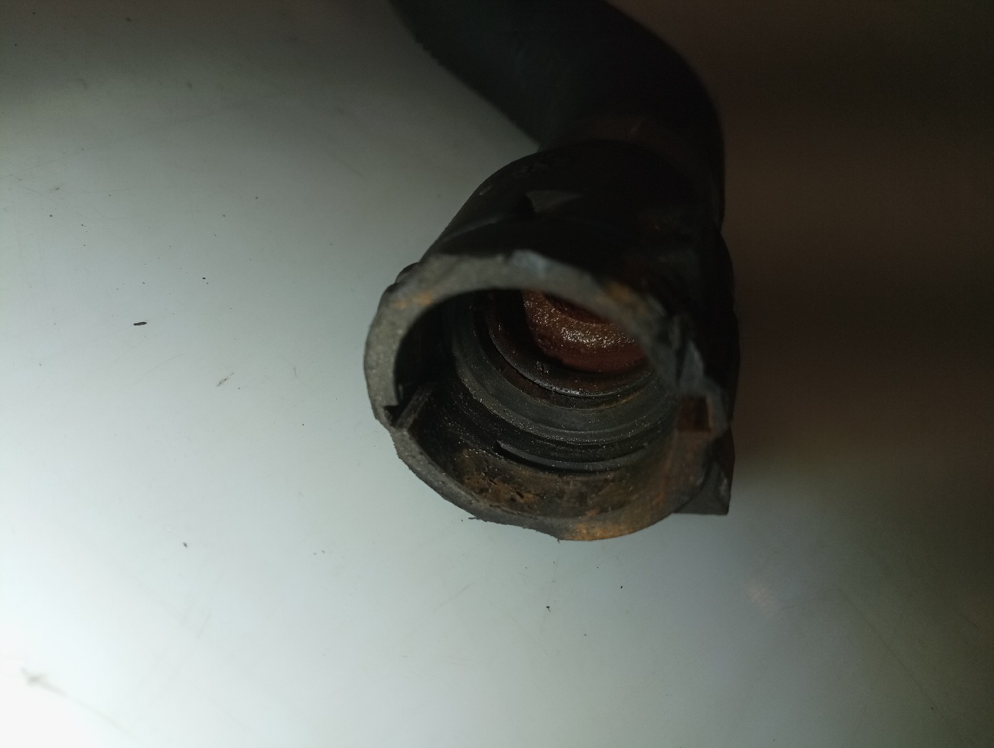 Tubo de Água VOLKSWAGEN PASSAT Variant (3B6) | 00 - 05 Imagem-3