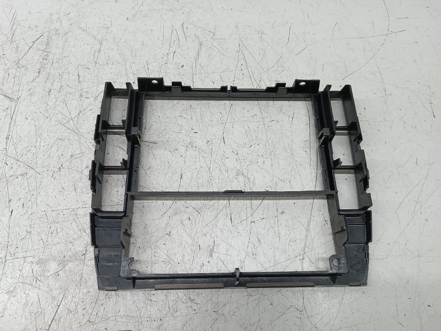 Moldura de consola central VOLKSWAGEN PASSAT Variant (3B6) | 00 - 05 Imagem-1