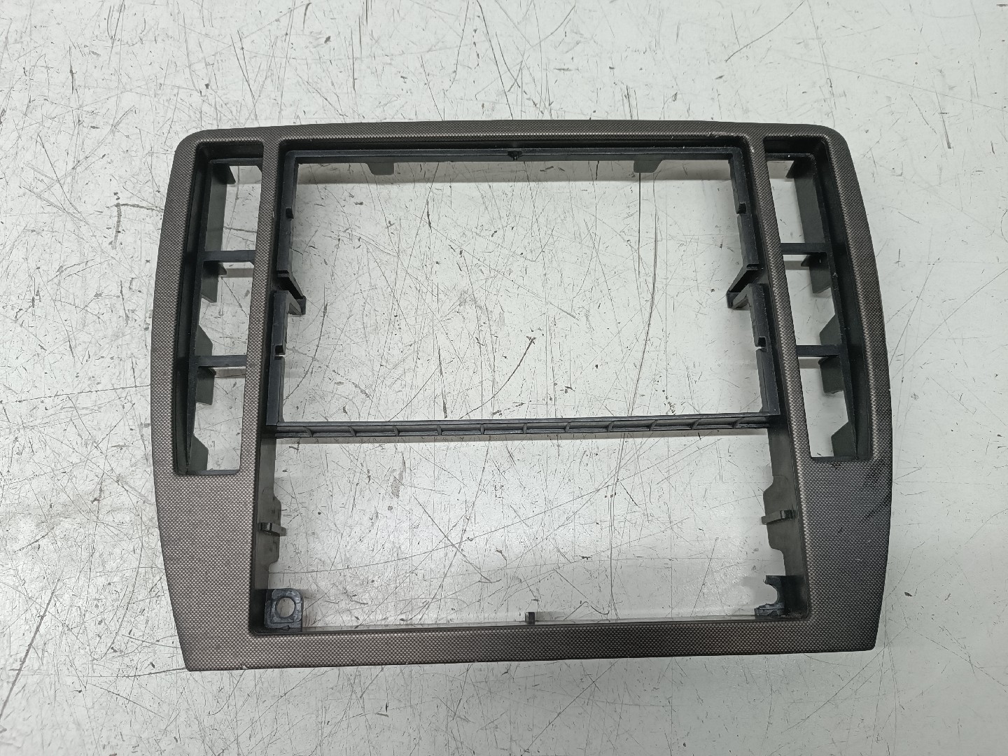 Moldura de consola central VOLKSWAGEN PASSAT Variant (3B6) | 00 - 05 Imagem-6