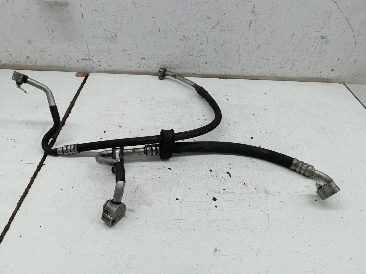 Tubo de Ar Condicionado VOLKSWAGEN PASSAT Variant (3B6) | 00 - 05