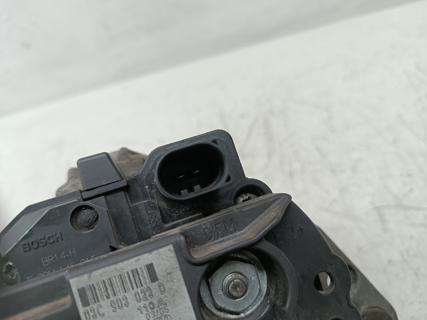 Alternador VOLKSWAGEN PASSAT Variant (3B6) | 00 - 05 Imagem-3