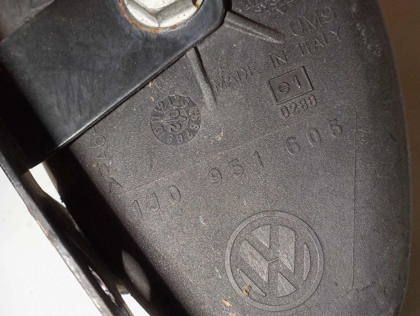 Buzina alarme VOLKSWAGEN PASSAT Variant (3B6) | 00 - 05 Imagem-4