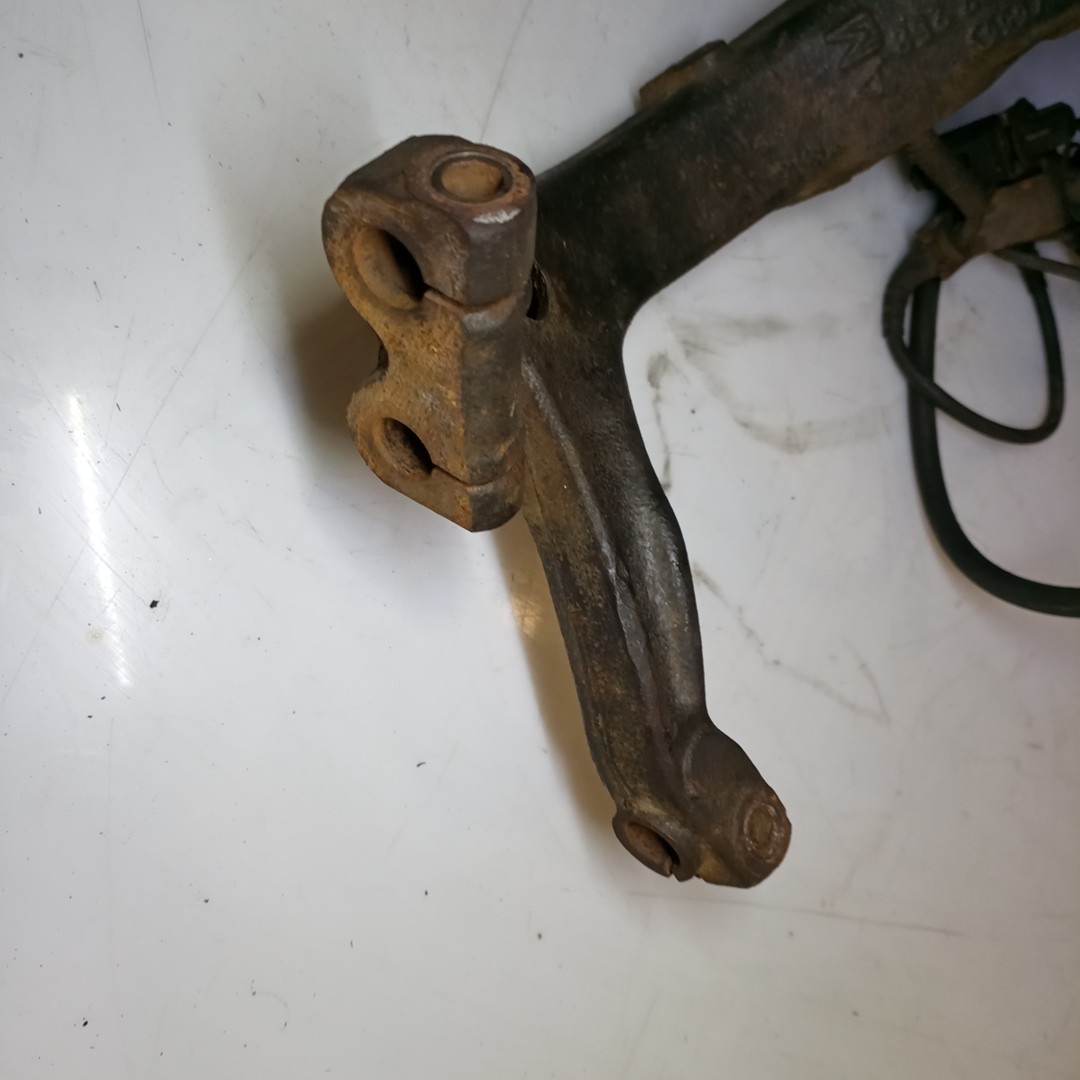 Manga de Eixo Frente direita VOLKSWAGEN PASSAT Variant (3B6) | 00 - 05 Imagem-2