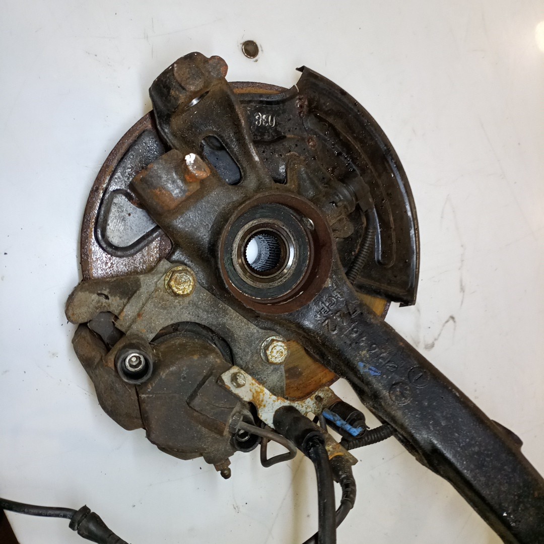 Manga de Eixo Frente direita VOLKSWAGEN PASSAT Variant (3B6) | 00 - 05 Imagem-3