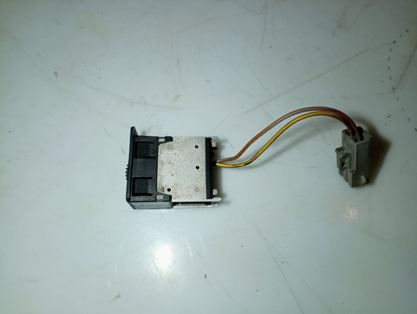 Regulador de luzes VOLVO 460 L (464) | 88 - 96 Imagem-3