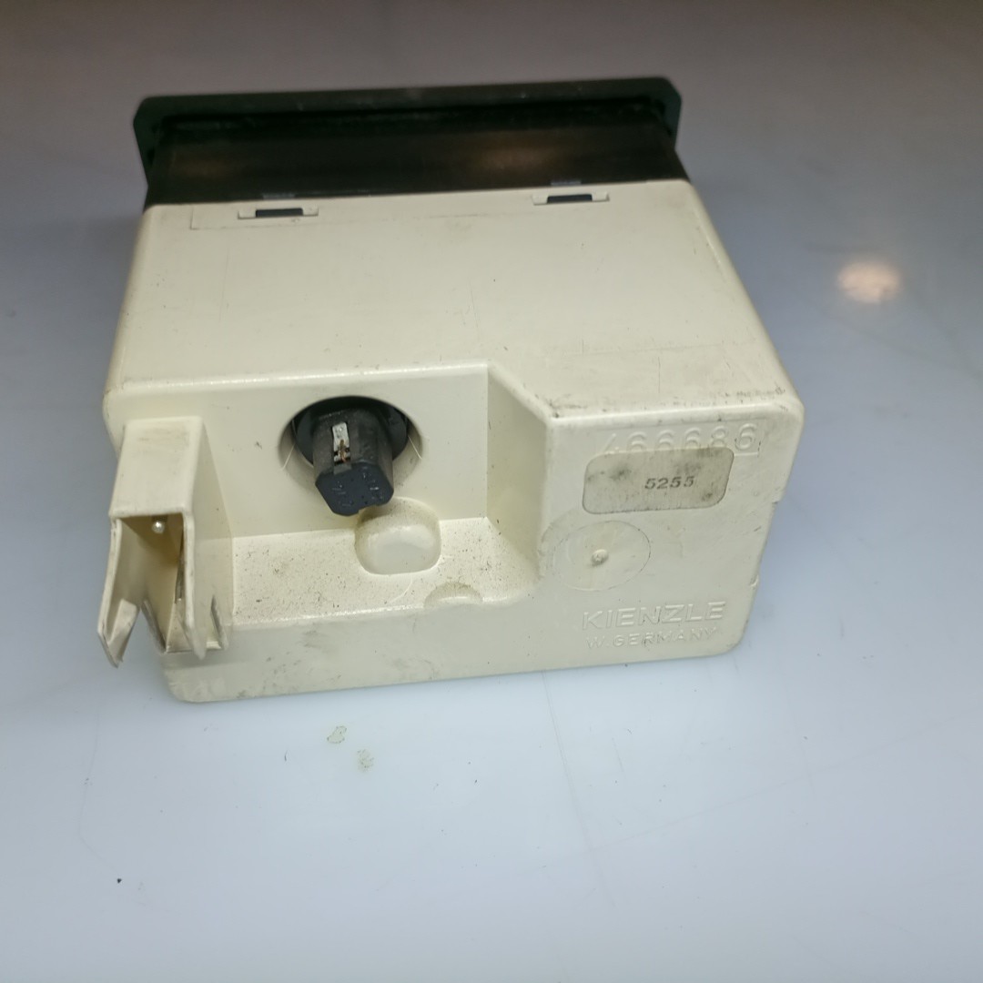 Moldura de relógio VOLVO 460 L (464) | 88 - 96 Imagem-2