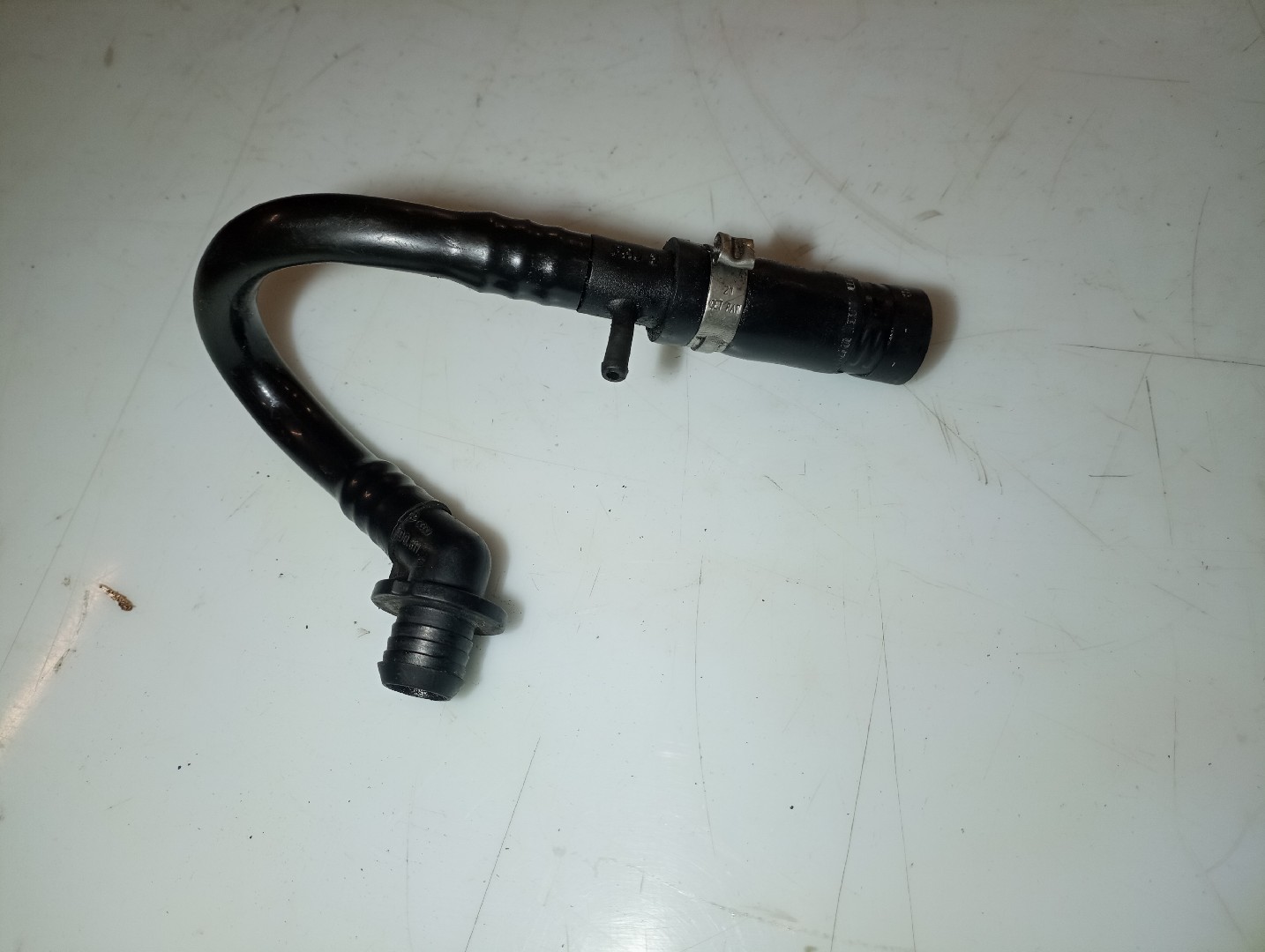 Tubo flexível de vacuo,sistema de travagem VOLKSWAGEN PASSAT Variant (3B6) | 00 - 05 Imagem-1