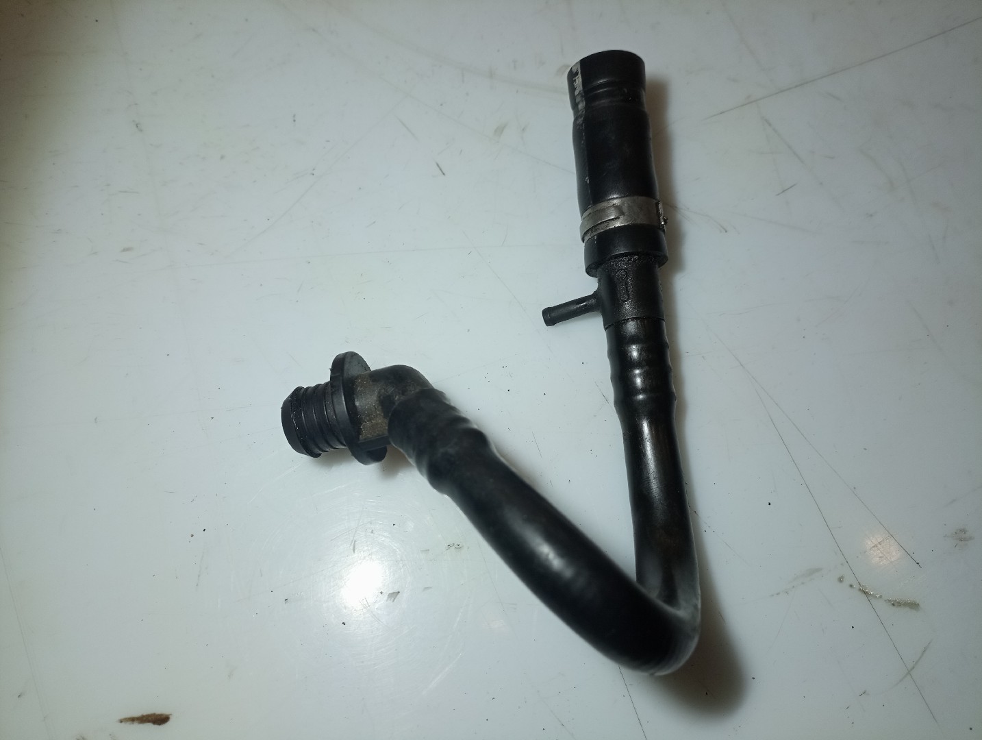 Tubo flexível de vacuo,sistema de travagem VOLKSWAGEN PASSAT Variant (3B6) | 00 - 05 Imagem-3