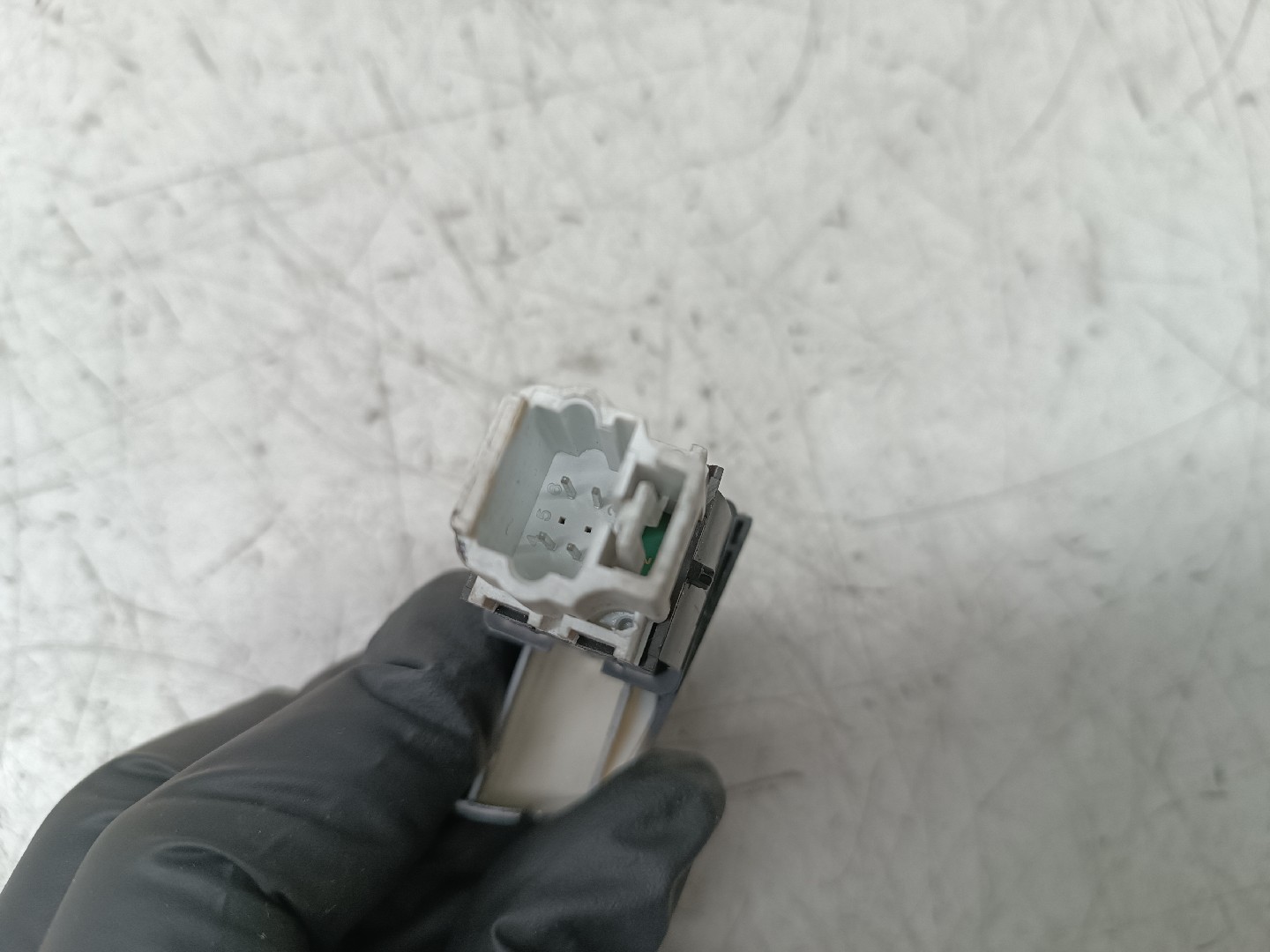 Comutador de Alarme PEUGEOT 307 SW (3H) | 02 - 09 Imagem-2