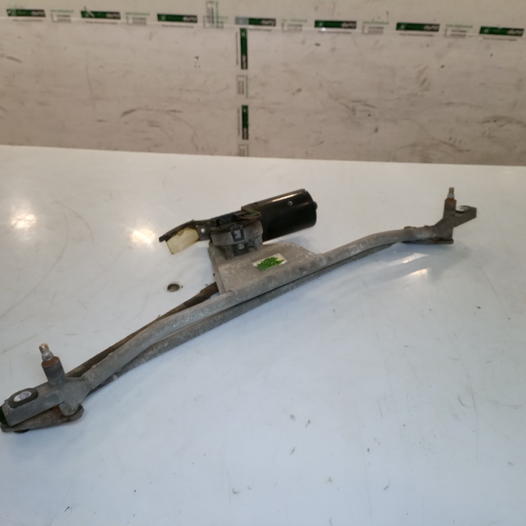 Motor das escovas VOLVO 460 L (464) | 88 - 96